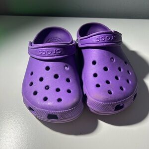 Crocs
